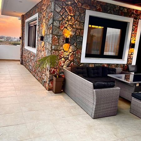 Odyssea Top View & Hot Jacuzzi Front Beach Kremastí Exteriér fotografie